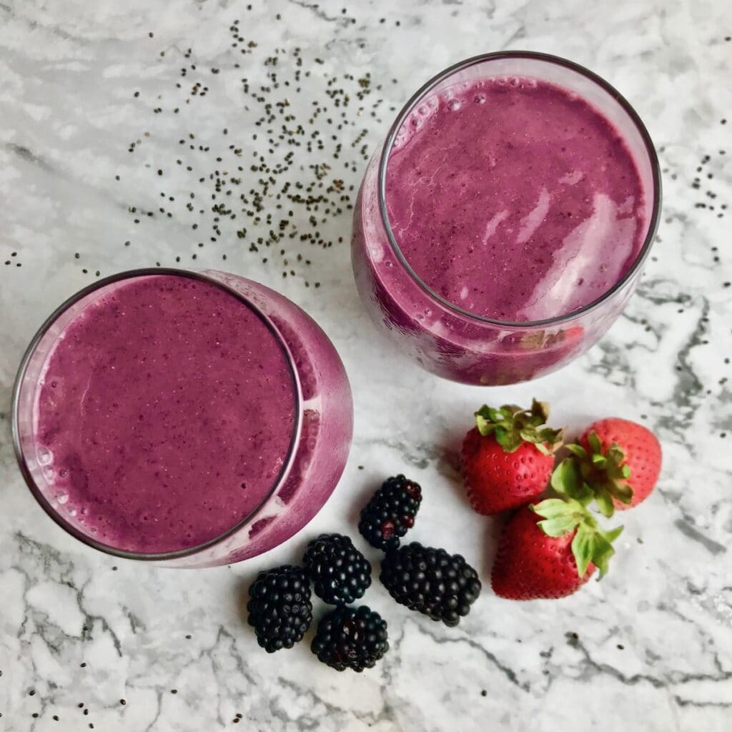 Strawberry Blackberry Banana Smoothie Bree's Vegan Life